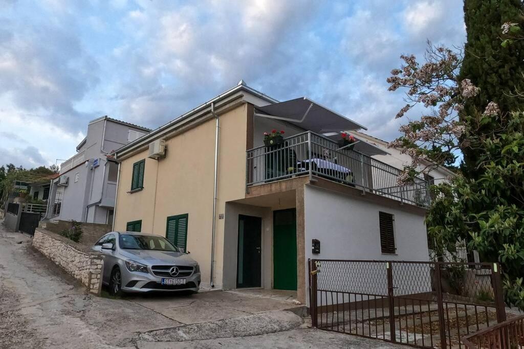 Kn House With Two Apartments Near Sea Rogoznica  Exterior foto